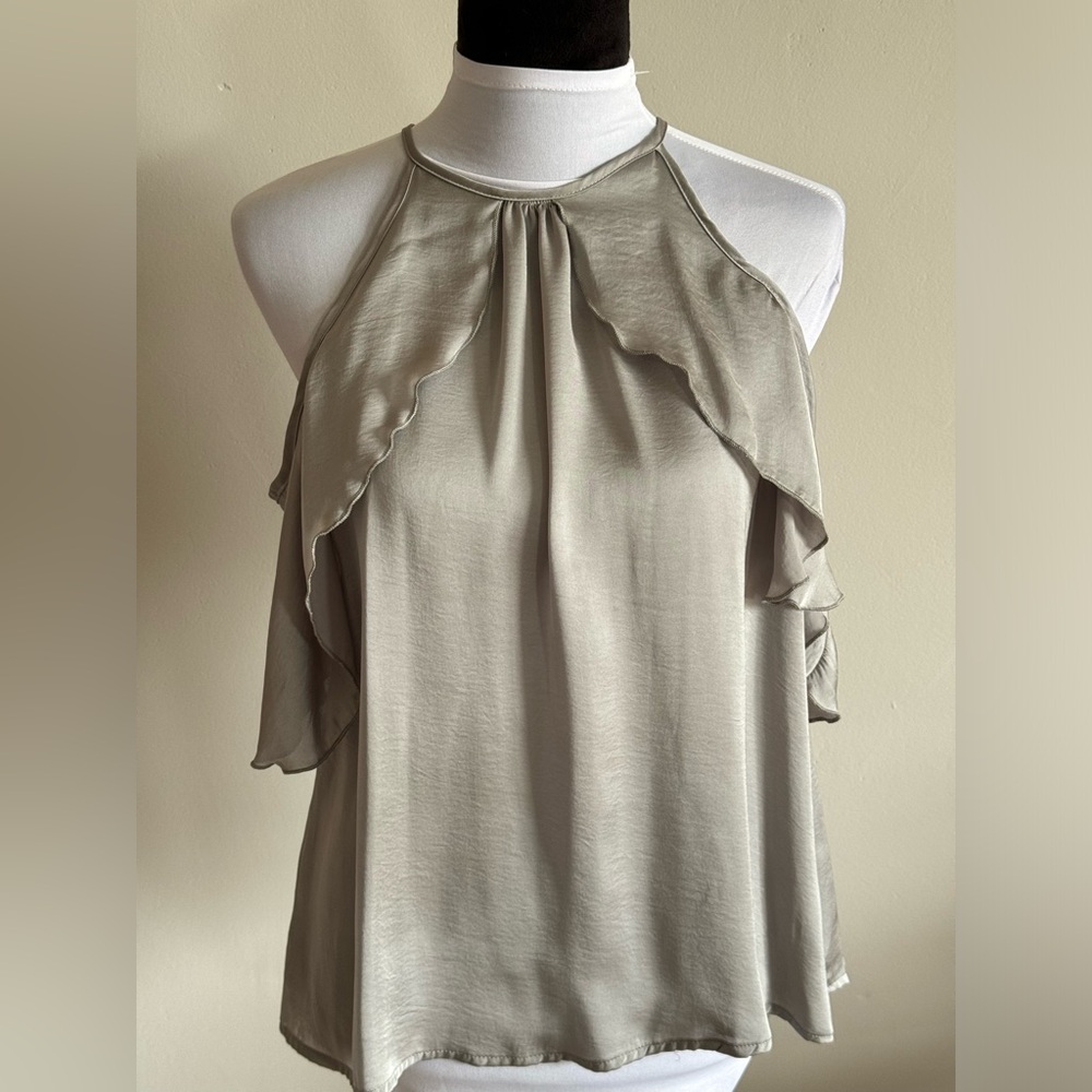 JROBERTS cold shoulder silky top